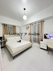 Lucky 7 Suites