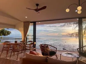 Baan Chom-Ley - New bright and spacious villa in Koh Phangan - Hinkong