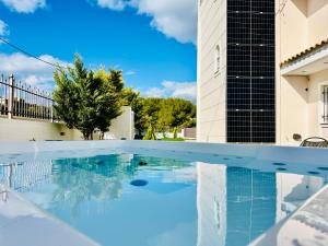 Airfenos - Athens Riviera