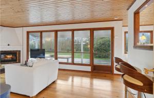 3 Bedroom Cozy Home In Gilleleje