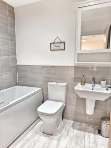 4 miles to Westhill by Lains Lettings