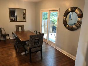 The House Hotels - W45th Backhouse