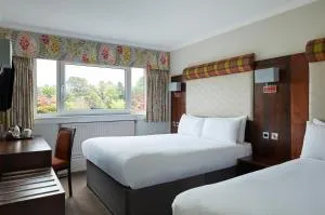 格拉斯哥西区莱昂纳多酒店 - 比索普顿