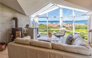 Two-Bedroom Holiday Home In Farevejle