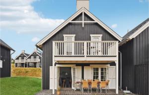 Nice Home In Gjern With Wifi