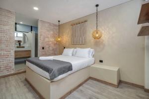 NOWA Provenza 3-Story Villa with Pool & Rooftop