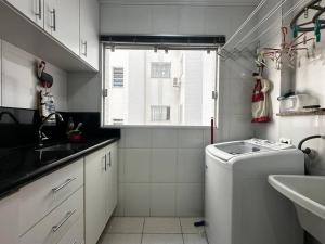 Maravilhoso apartamento pe na areia