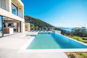 Villa Nissaki View 2 by Villa Plus