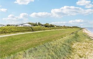 Stunning Home In Esbjerg V With Wifi