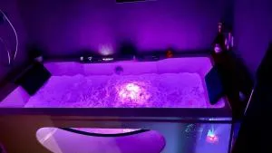 LOV'ARDECHE - Gîte Balnéo Glamour - Berzème