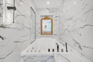 A- AixCapade & SPA - Jacuzzi