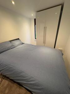 The Peacock studio 7 mins from Luton airport