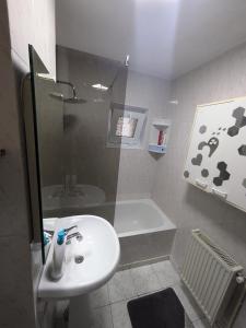 Noua Apartment