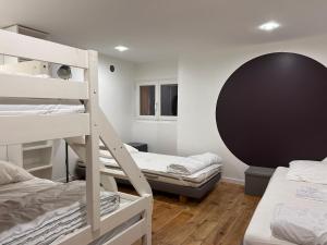 Maisons de vacances Gite Le Snow au coeur de Bareges ski et randonnees : Maison 6 Chambres
