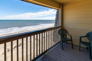 Oceanfront 2 Bedroom Condo at Golden Strand