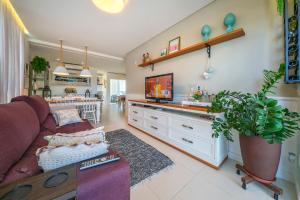 Cobertura duplex 3 suítes em Bombas