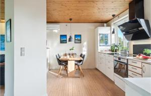 Awesome Home In Føllenslev With Wifi