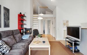 Three-Bedroom Apartment In Bogense