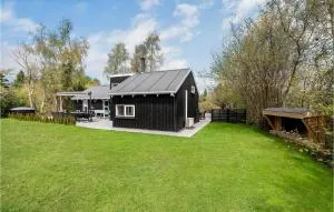 Amazing Home In Væggerløse With Sauna - Skelby