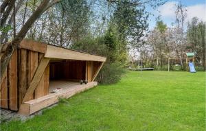 Amazing Home In Væggerløse With Sauna