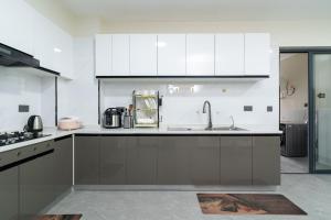 jacaranda homes double bed room