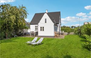 2 Bedroom Stunning Home In Humble