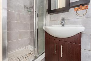 Secured 3-Bedroom Townhouse