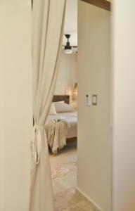 Luxury Penthouse-Private Rooftop Pool-Walkable