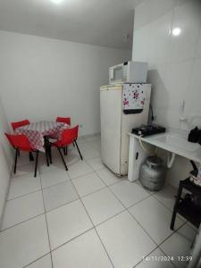 Apartamento 6 no Tremembé quarto cozinha banheiro