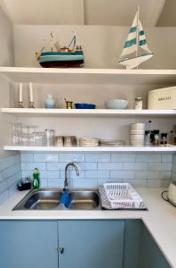 Agulhas Seabreeze, tip of Africa