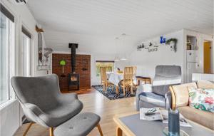 Awesome Home In Hemmet With Kitchen