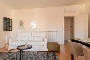 Gabrielles Roof New Modern Apartment