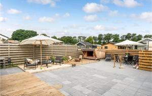 4 Bedroom Lovely Home In Sjølund