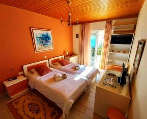 Villa "Eva" - Entire Beachwalk Holiday Home - 4 Seasons & Longer Stays