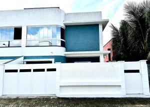 Casa Alto Padrão Com Piscina - Canasvieiras