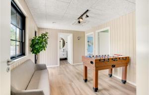 Nice Home In Hvide Sande With Sauna