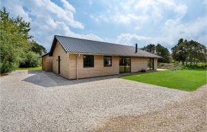 Nice Home In Hvide Sande With Sauna