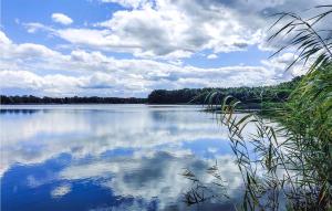 2 Bedroom Amazing Home In Wilcze