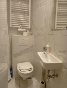 Bennys Rooms Brussels City Centre