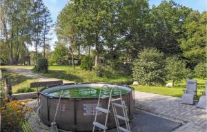 Beautiful Apartment In Sianów With Swimming Pool