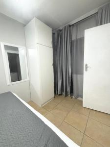 Stay Tiah Grey, Durban