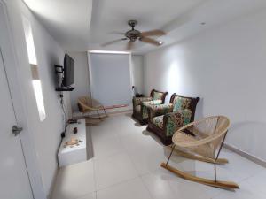 A1-12 - Apartamento comodo con excelente ubicacion dentro de las murallas de Cartagena