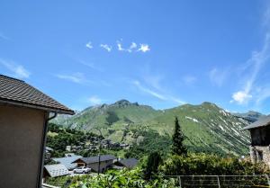 Chalets Chalet De Julie - Bel appartement traditionnel 4 pieces sur 2 niveau pour 6 personnes MAE-3734 : photos des chambres