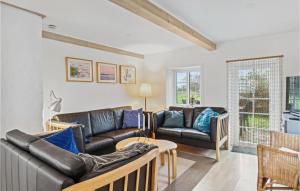 Awesome Home In Bredebro With Wifi