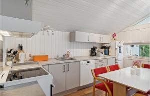 2 Bedroom Beautiful Home In Herning