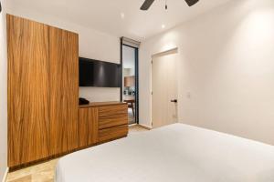 Great Located Apartment with Private Pool at Zama Towers Premium by Waves