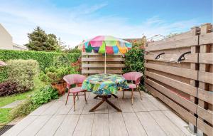 Nice Home In Le Minihic-Sur-Rance