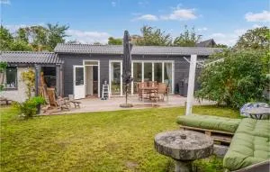 Nice Home In Anholt With Wifi - Anholt