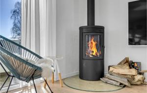 4 Bedroom Cozy Home In Odder