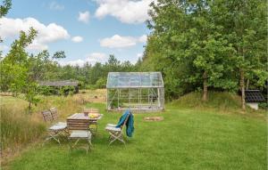 Lovely Home In Randbøl With Kitchen
